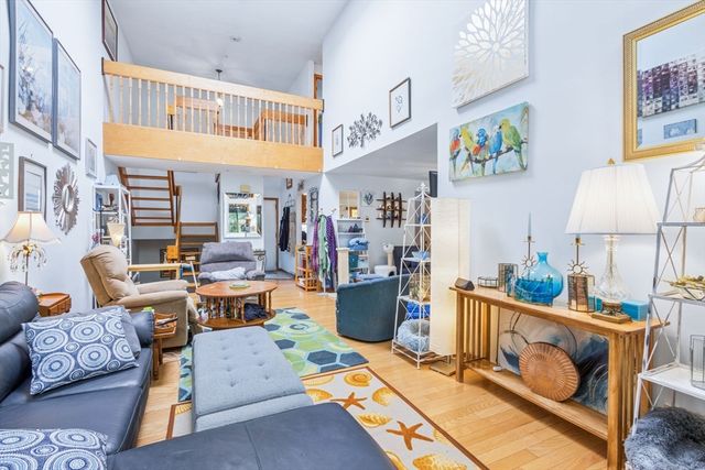 14 Grove Square 14, Randolph, MA 02368