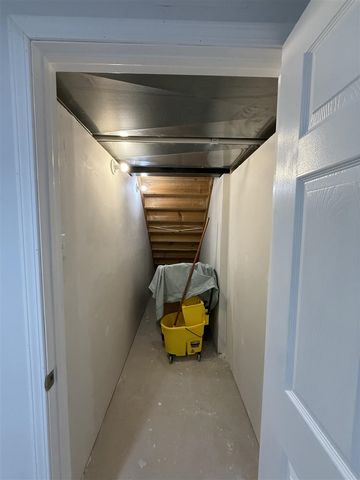 7684 Pioneer Drive, Ypsilanti, MI 48197