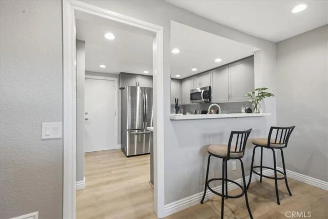 23207 Kimmore, Valencia, CA 91355