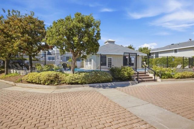 23207 Kimmore, Valencia, CA 91355