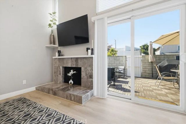 23207 Kimmore, Valencia, CA 91355