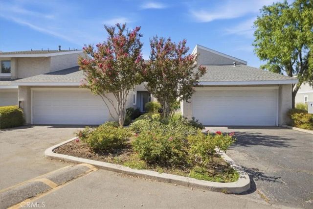 23207 Kimmore, Valencia, CA 91355