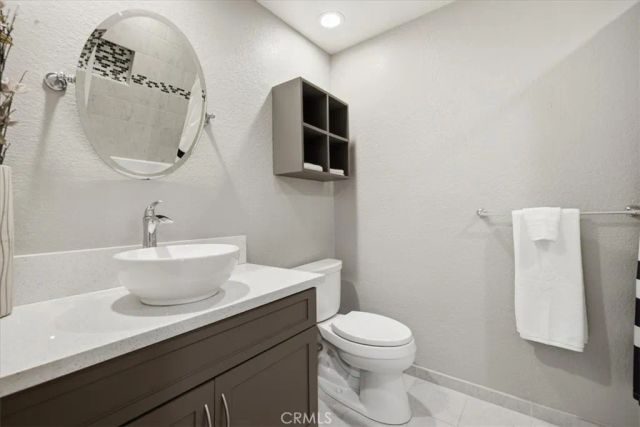 23207 Kimmore, Valencia, CA 91355