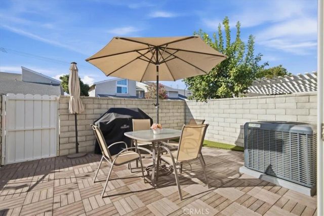 23207 Kimmore, Valencia, CA 91355