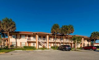 9929 Three Lakes Circle, Boca Raton, FL 33428