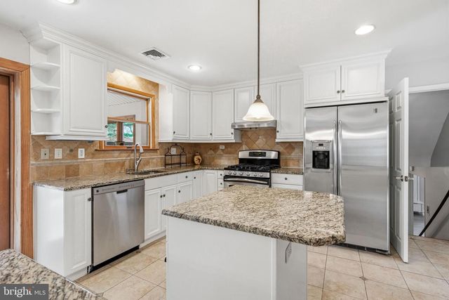 574 GENERAL ARMSTRONG RD, King Of Prussia, PA 19406