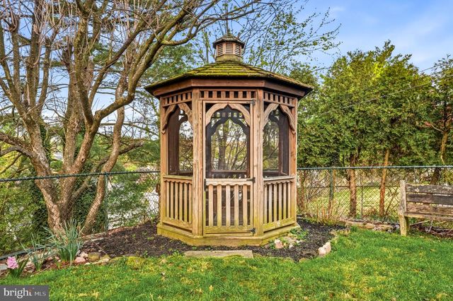 574 GENERAL ARMSTRONG RD, King Of Prussia, PA 19406