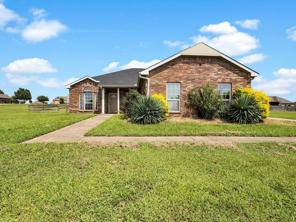 215 Vz County Road 2162, Canton, TX 75103