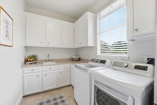 2007 Shepherds Place, Sugar Land, TX 77479