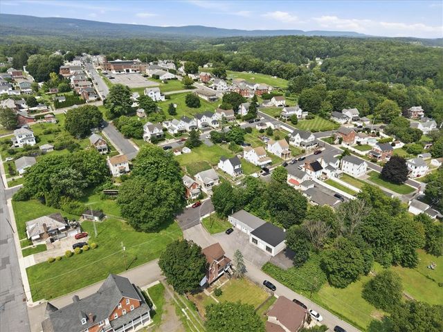 330 North 6th Street, Bangor Boro, PA 18013