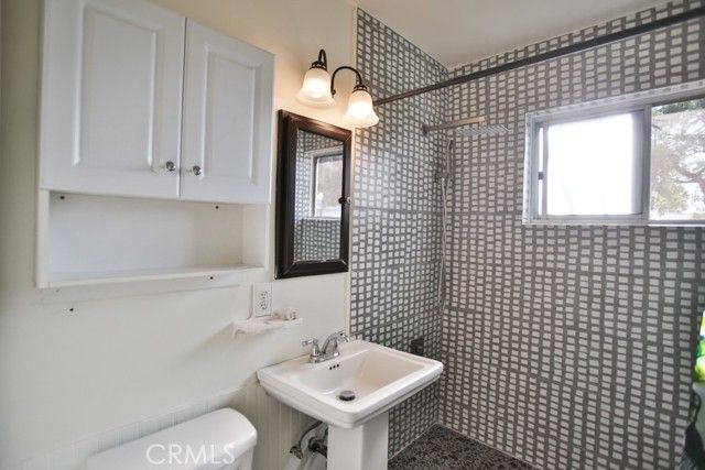 1020 Cambridge Street, Anaheim, CA 92805