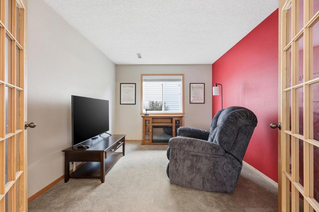 2889 35th Street S, Moorhead, MN 56560