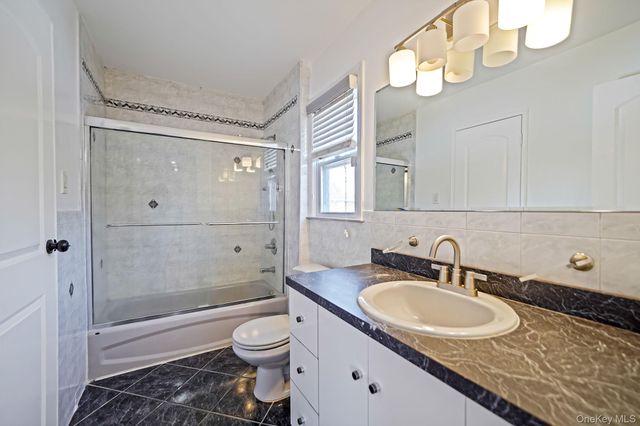 2415 Babylon Turnpike, Merrick, NY 11566