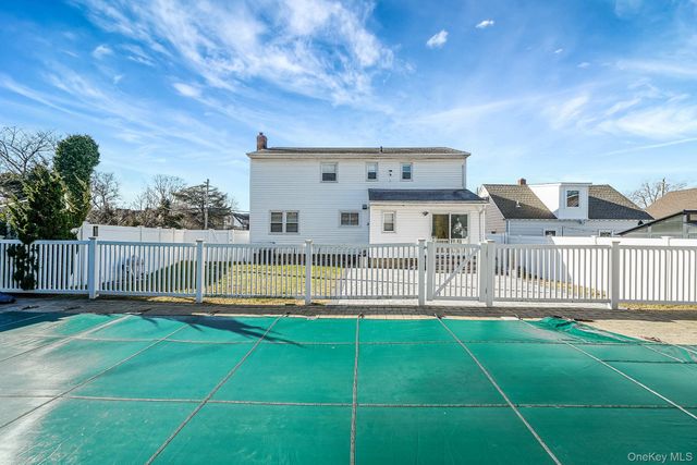 2415 Babylon Turnpike, Merrick, NY 11566