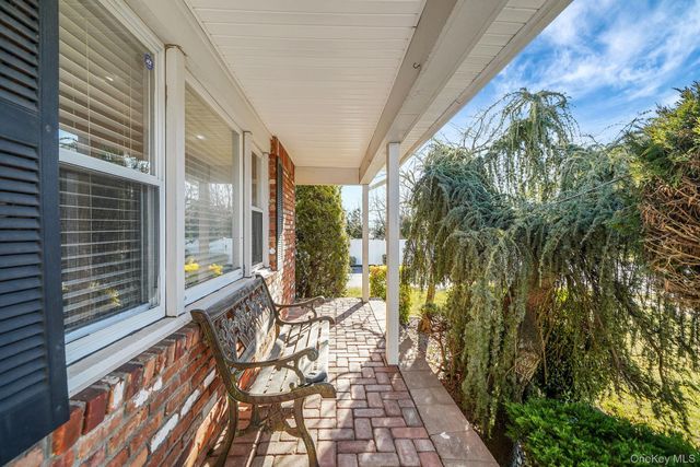 2415 Babylon Turnpike, Merrick, NY 11566