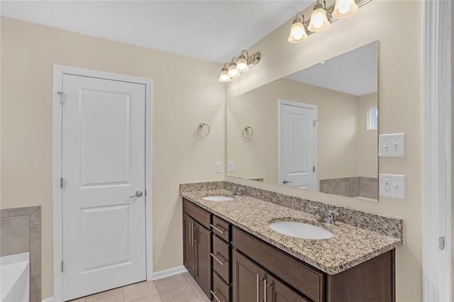 3085 Alcazar SW Drive, Lilburn, GA 30047