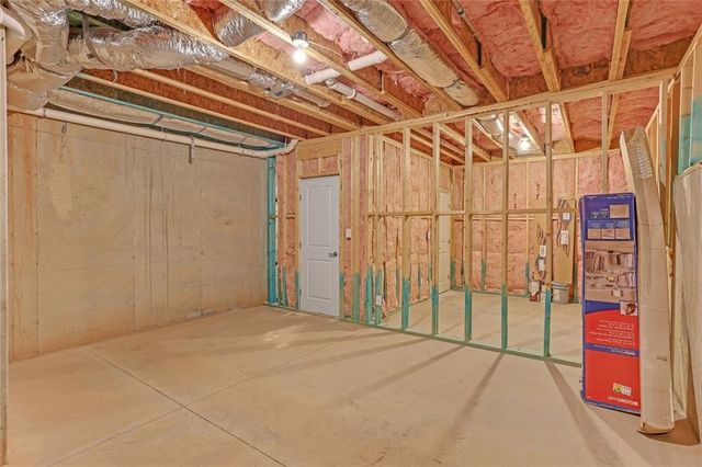 3085 Alcazar SW Drive, Lilburn, GA 30047