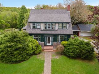 130 Highland Road, Tiverton, RI 02878