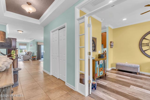 44 Eagle Ridge Circle, Lakewood, NJ 08701