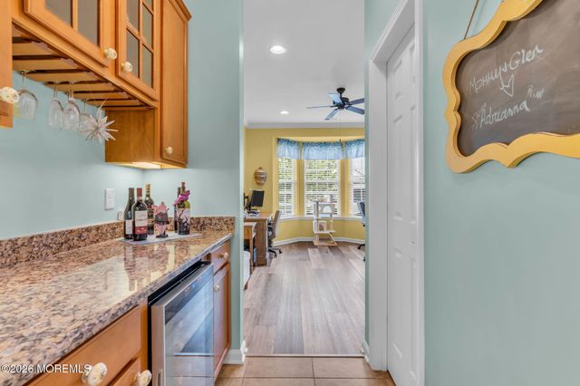 44 Eagle Ridge Circle, Lakewood, NJ 08701