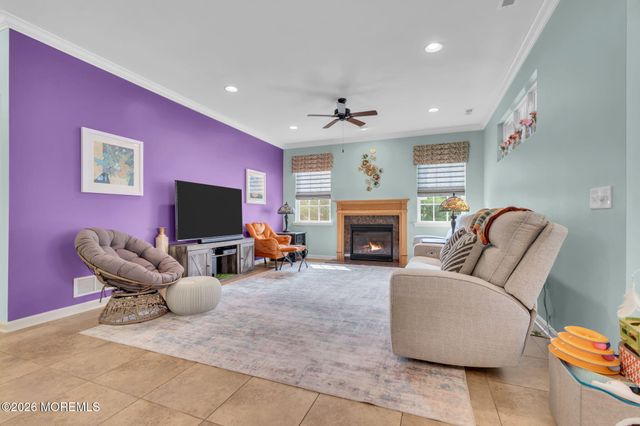 44 Eagle Ridge Circle, Lakewood, NJ 08701