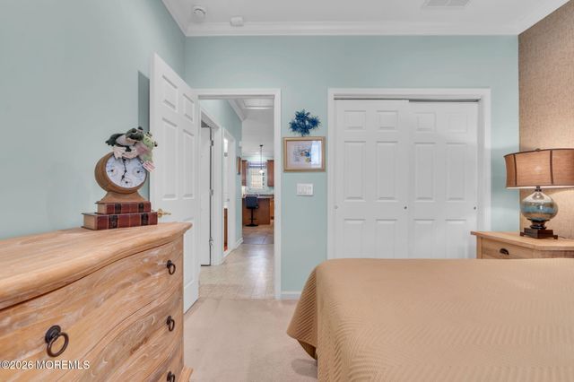 44 Eagle Ridge Circle, Lakewood, NJ 08701