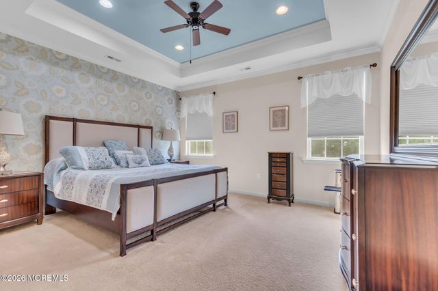 44 Eagle Ridge Circle, Lakewood, NJ 08701