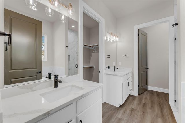 240 Sunday DR, Burnet, TX 78611