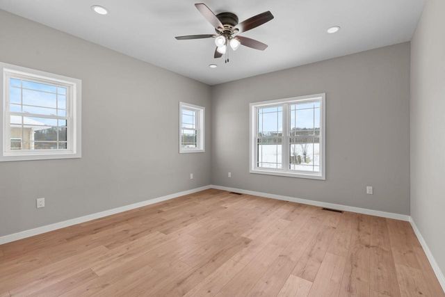 925 Hay Creek Trail, Reedsburg, WI 53959