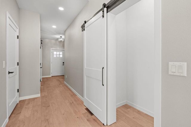 925 Hay Creek Trail, Reedsburg, WI 53959