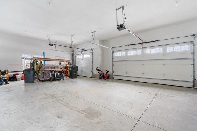 925 Hay Creek Trail, Reedsburg, WI 53959