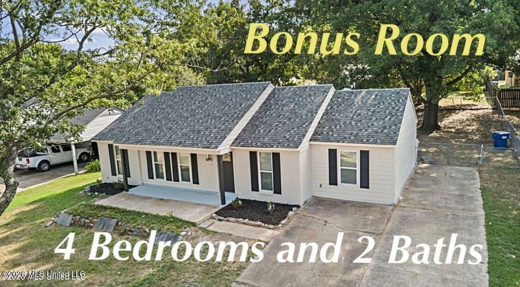 6370 Sandhurst Road, Horn Lake, MS 38637 — exterior
