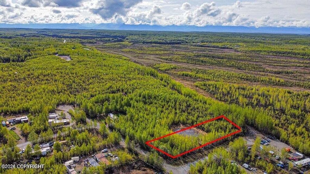 L1 B4 Woody Lake South, Houston, AK 99652