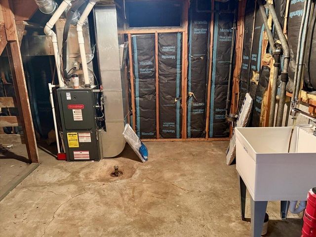 6209 N Whitehouse St, Spokane, WA 99205