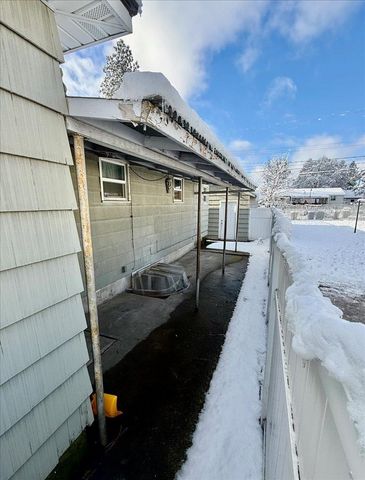 6209 N Whitehouse St, Spokane, WA 99205