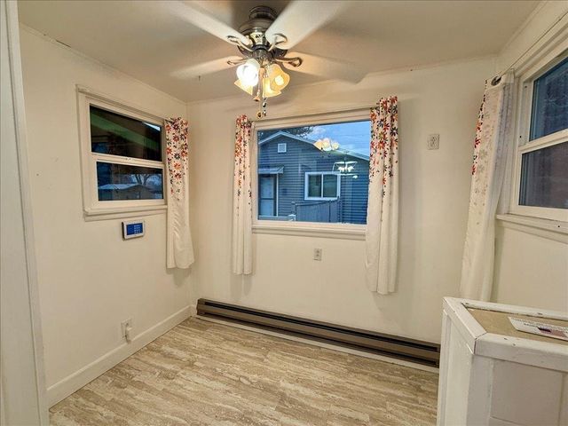 6209 N Whitehouse St, Spokane, WA 99205