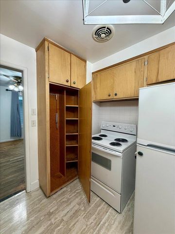 6209 N Whitehouse St, Spokane, WA 99205