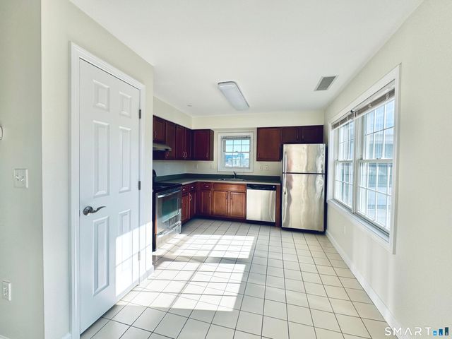 54 Fairgate Drive, Stamford, CT 06902