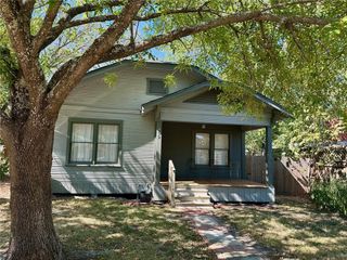 402 North Haswell Drive, Bryan, TX 77803