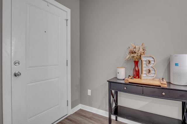 12123 W Shadow Lakes St, Wichita, KS 67205