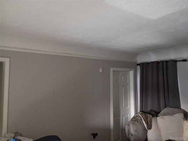 11627 Berwyn, Redford Charter Township, MI 48239