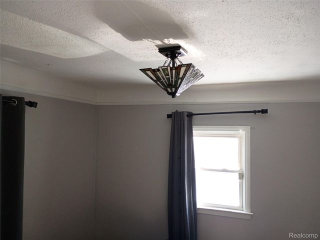 11627 Berwyn, Redford Charter Township, MI 48239