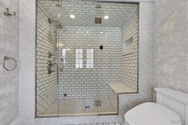 5795 Lindell Boulevard, St Louis, MO 63112
