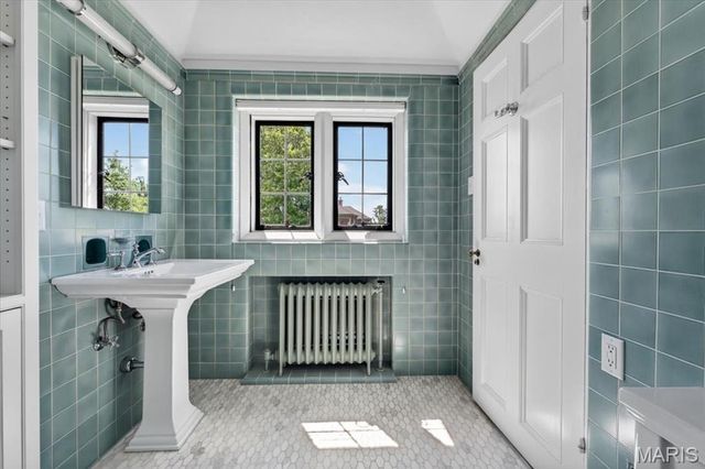 5795 Lindell Boulevard, St Louis, MO 63112
