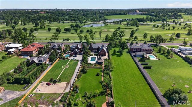 5795 Lindell Boulevard, St Louis, MO 63112