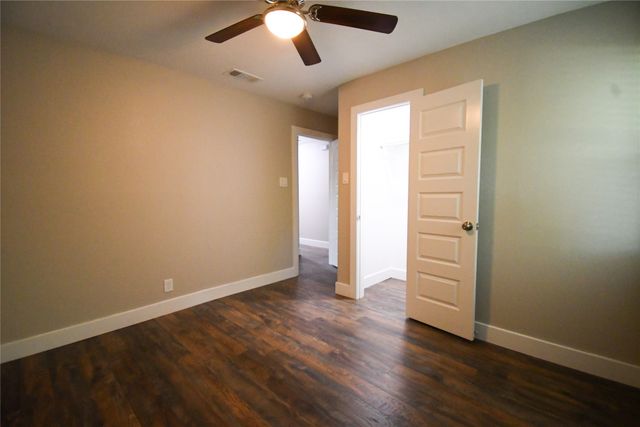 3708 Cranston Court E, Irving, TX 75062