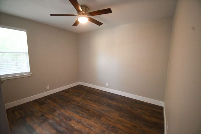 3708 Cranston Court E, Irving, TX 75062