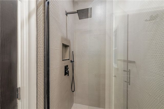 52 Arch Street, Rochester, NY 14609