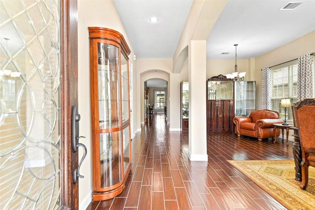 2209 Rocky Shores Lane, Pearland, TX 77089