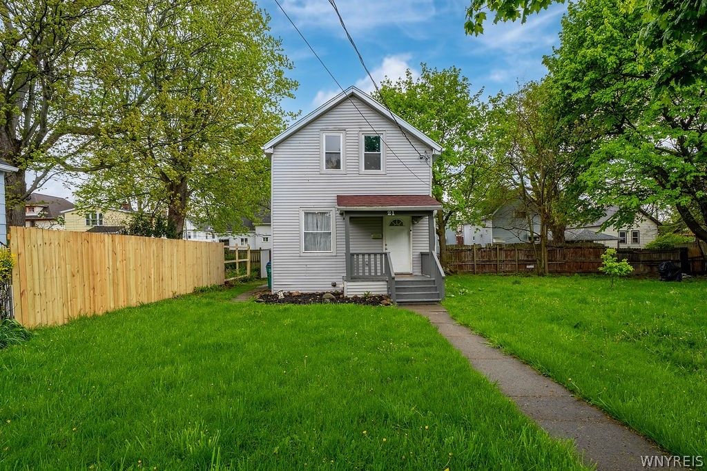 21 Pomona Place, Buffalo, NY 14210
